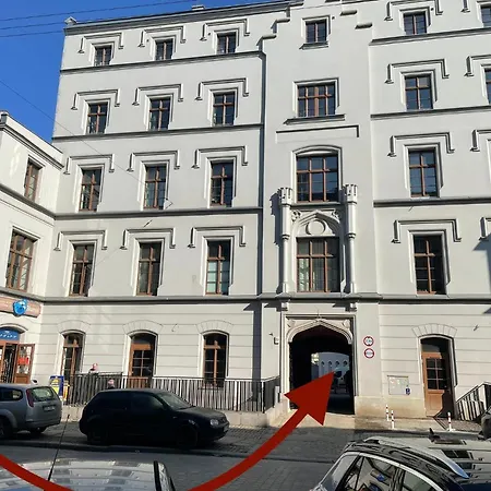 Apartmentsun Loft Old Town 6 *